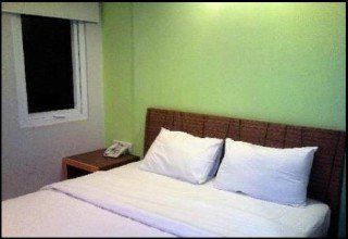 One Thamrin Hotel 2*